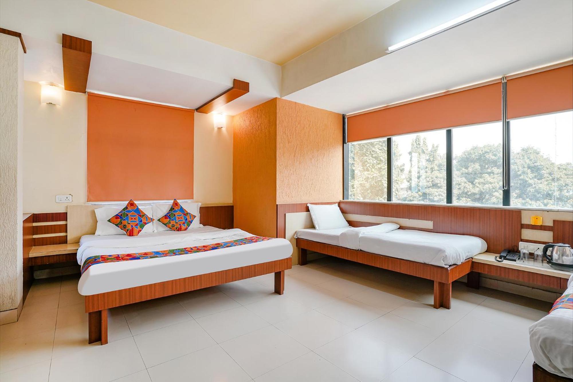 נאסיק Fabhotel Samrat מראה חיצוני תמונה