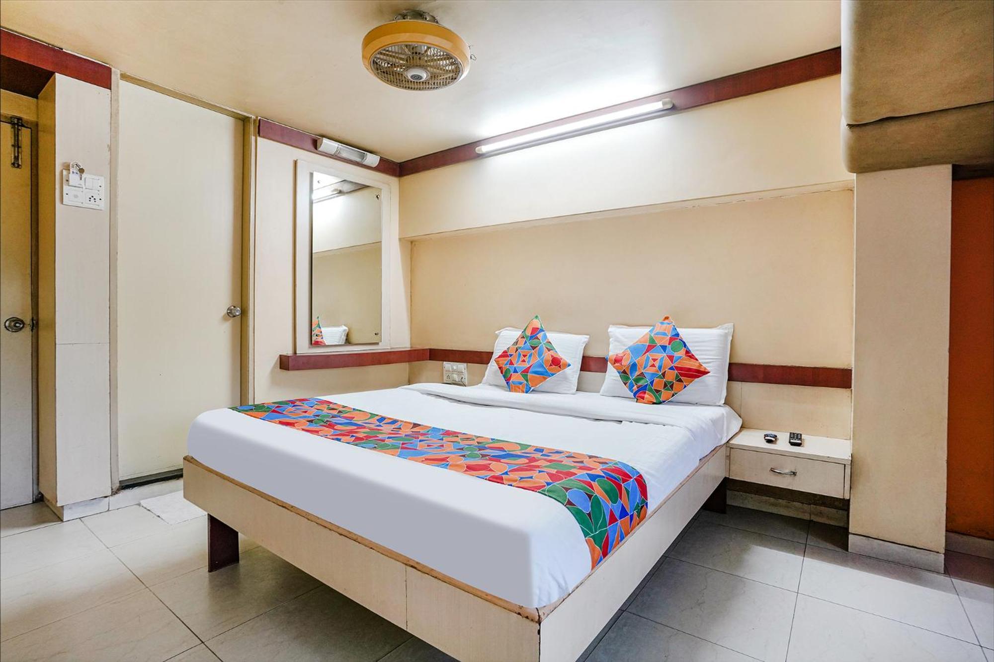 נאסיק Fabhotel Samrat מראה חיצוני תמונה